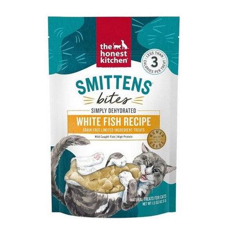 The Honest Kitchen, Smittens Bites Heart Shaped White Fish Cat Treats Bag, 1.5 Oz (Case Of 6) The Honest Kitchen